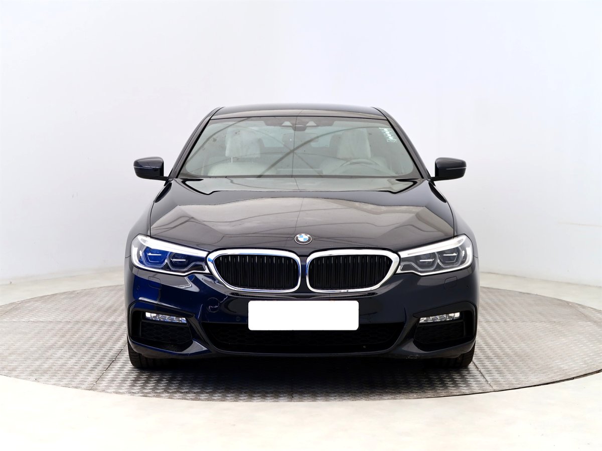 BMW Řada 5, 2017 - pohled č. 2