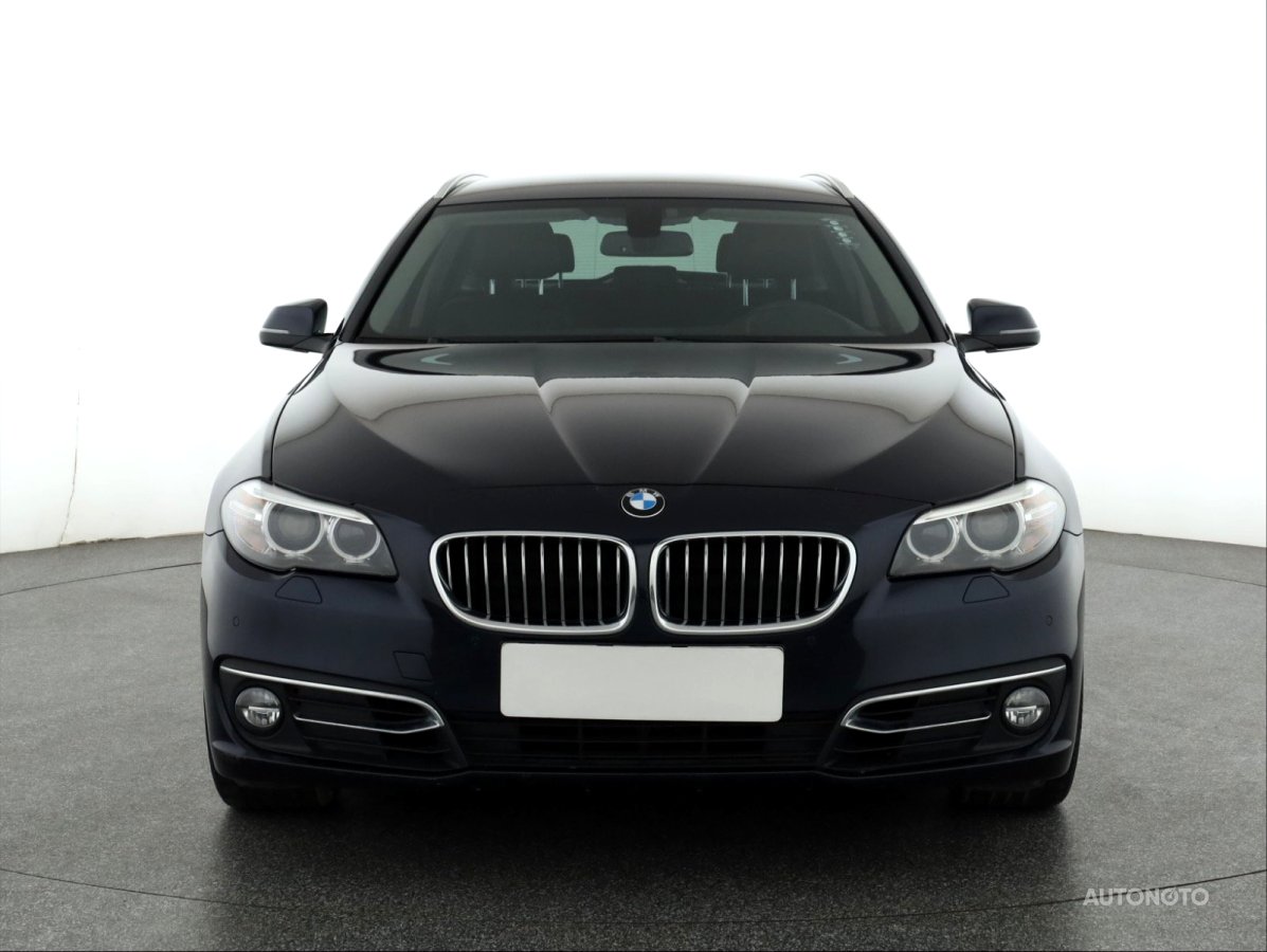 BMW Řada 5, 2014 - pohled č. 2
