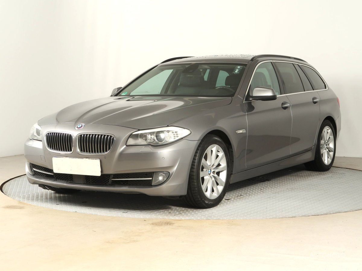 BMW Řada 5, 2010 - pohled č. 3