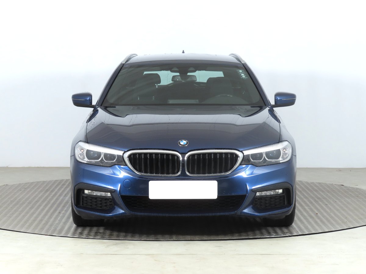 BMW Řada 5, 2017 - pohled č. 2