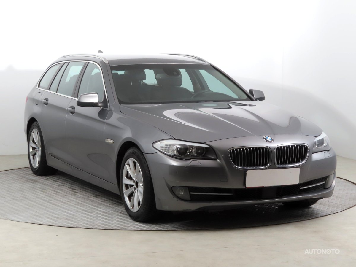 BMW Řada 5, 2011 - celkový pohled