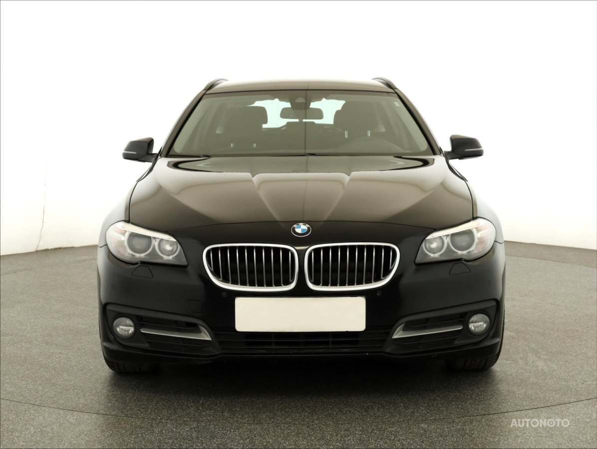 BMW Řada 5, 2015 - pohled č. 2
