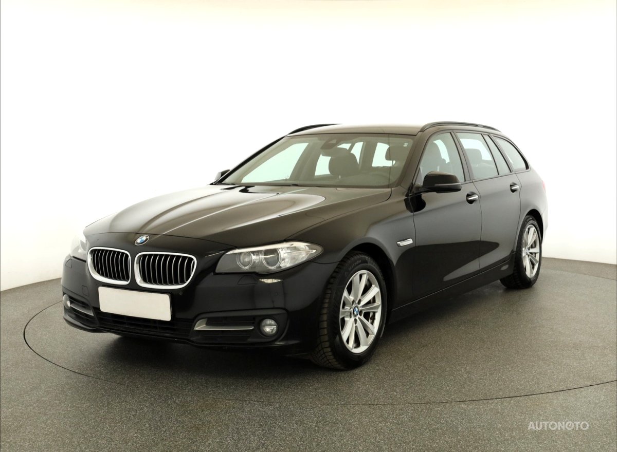 BMW Řada 5, 2015 - pohled č. 3