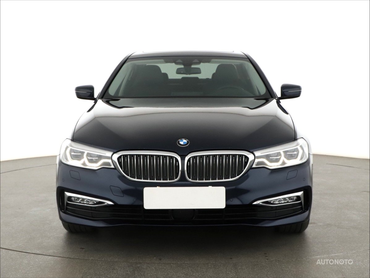 BMW Řada 5, 2017 - pohled č. 2