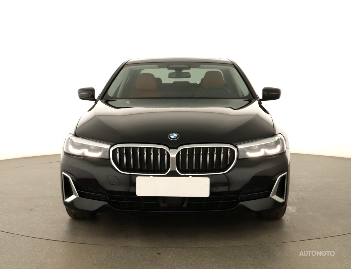 BMW Řada 5, 2023 - pohled č. 2