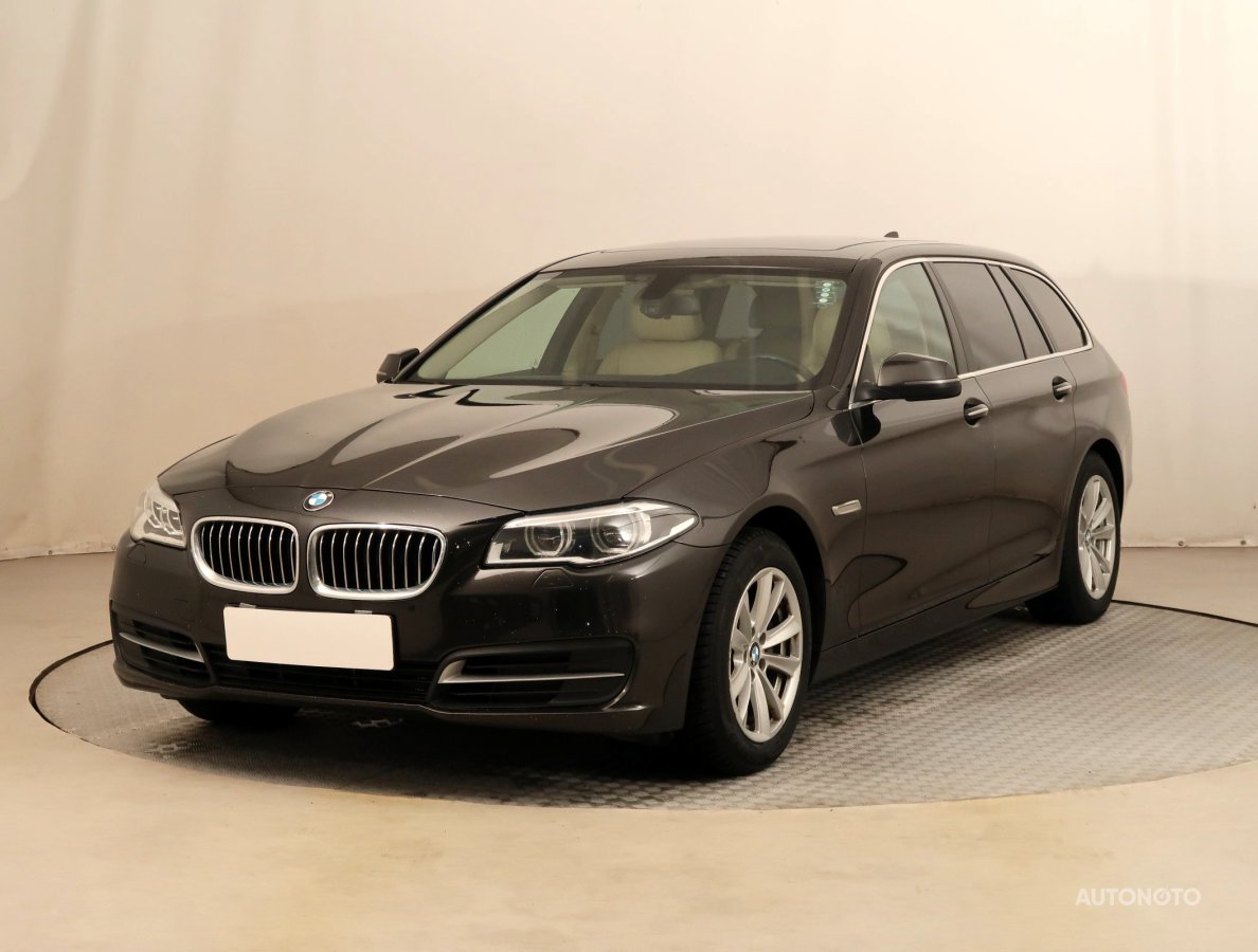 BMW Řada 5, 2015 - pohled č. 3