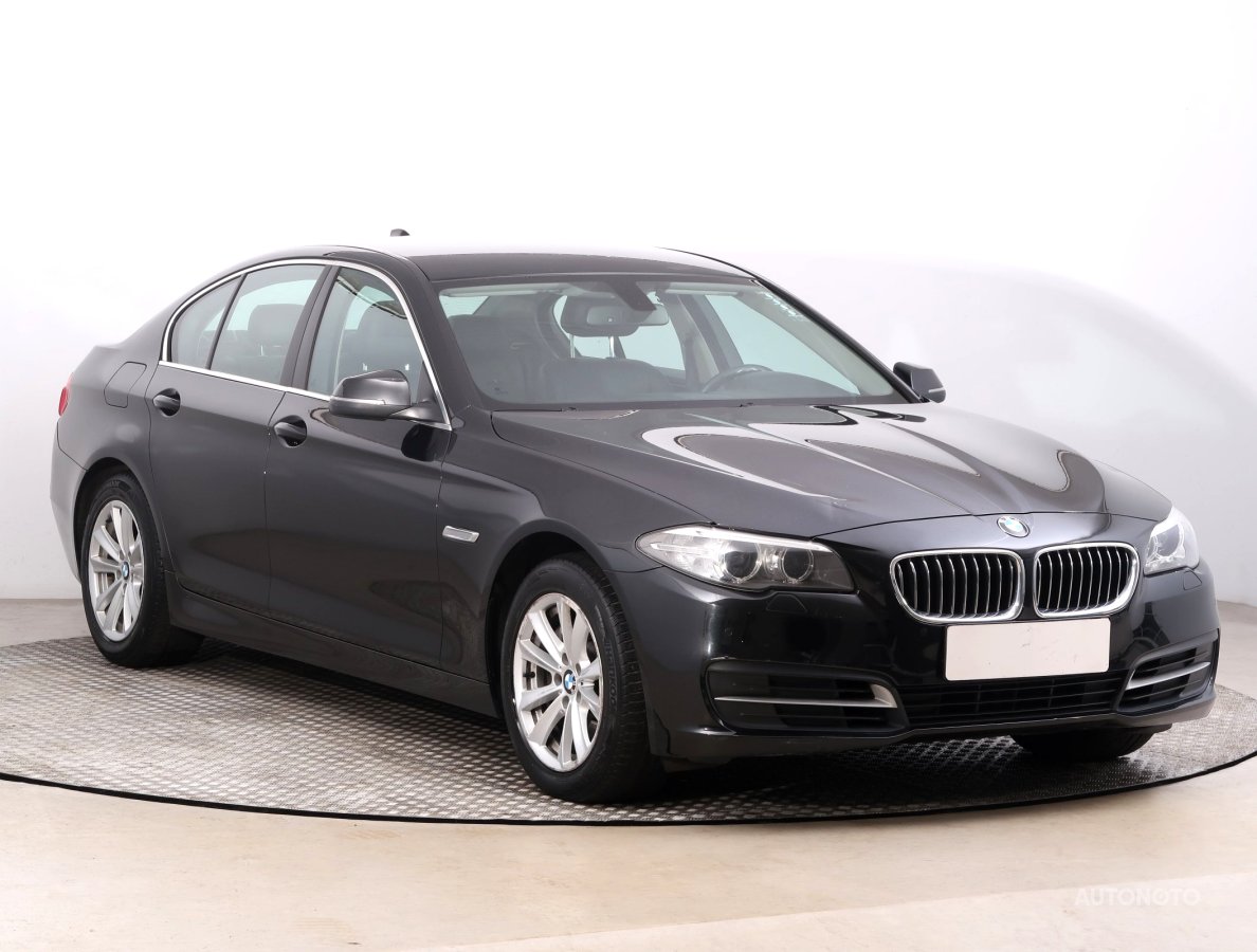 BMW Řada 5, 2013 - celkový pohled