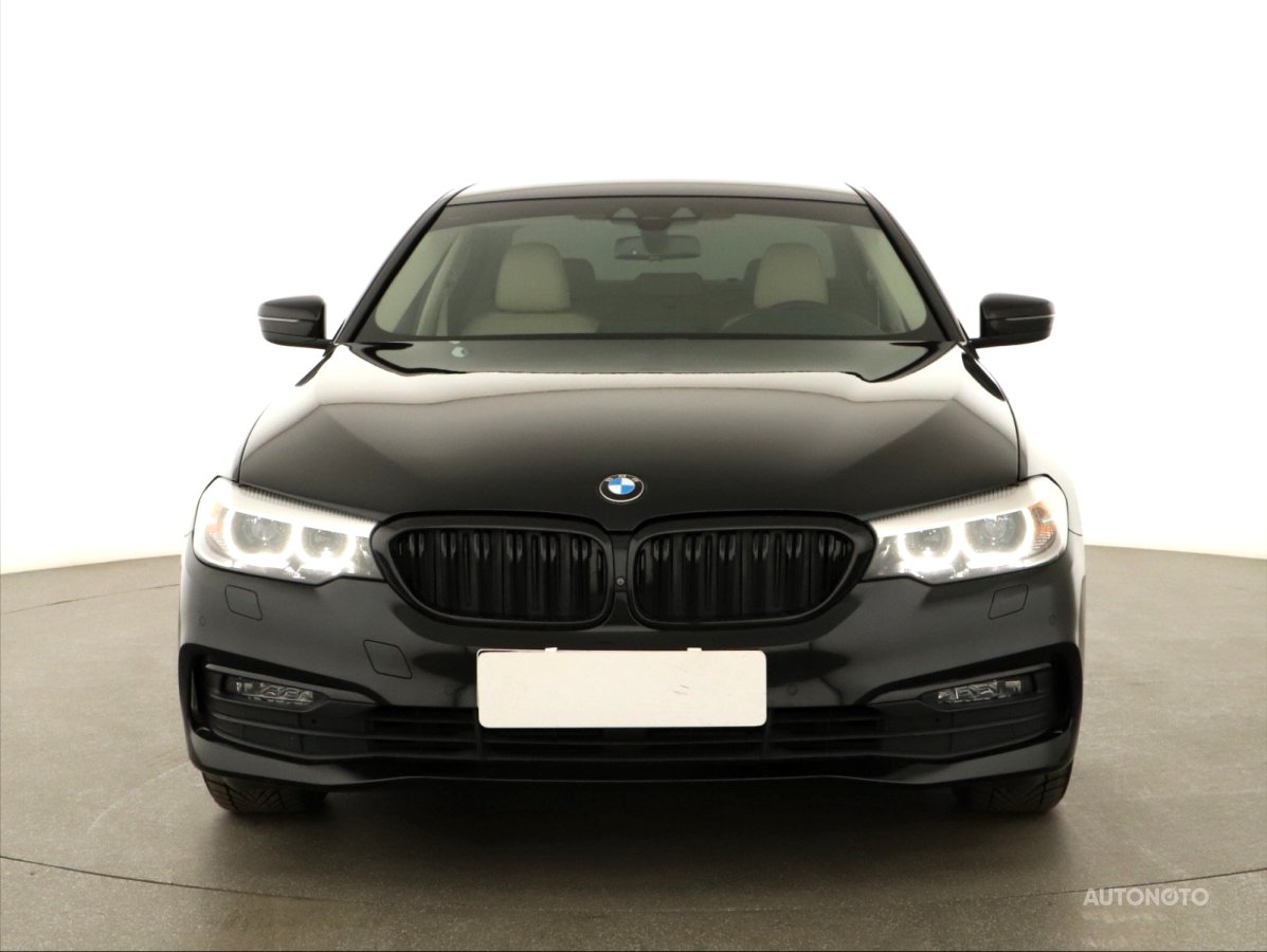 BMW Řada 5, 2019 - pohled č. 2