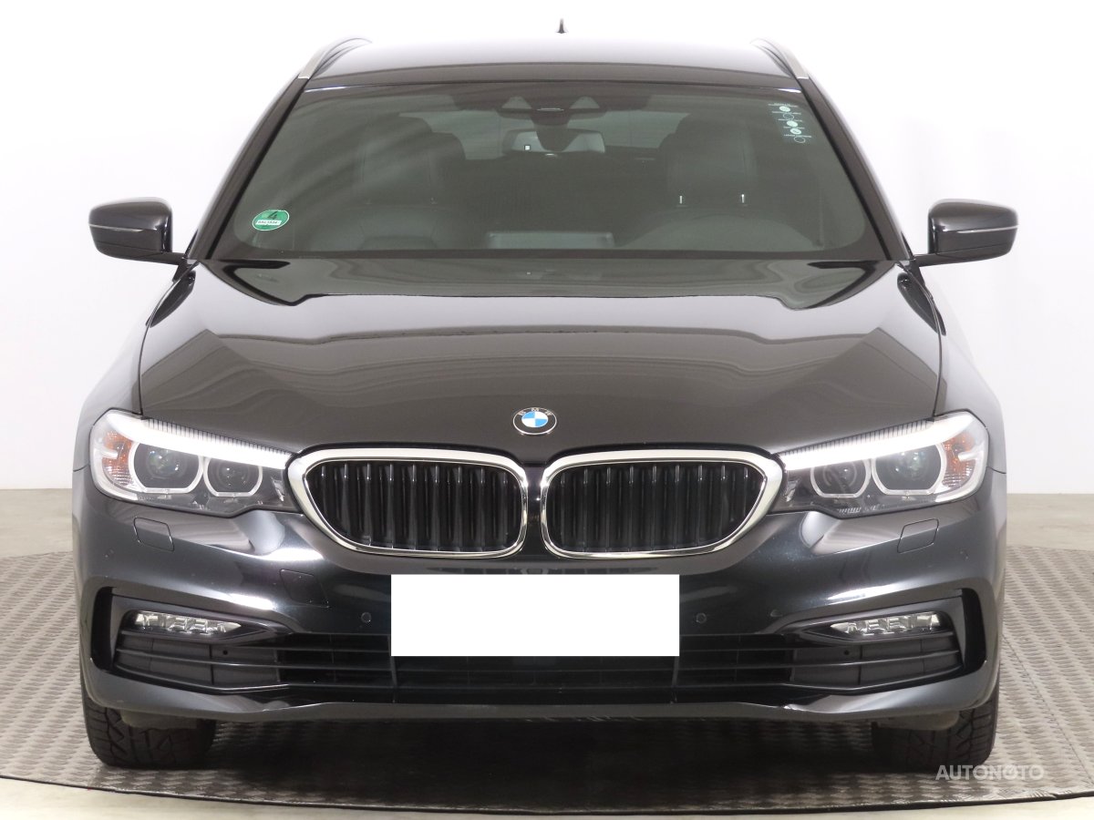 BMW Řada 5, 2017 - pohled č. 2