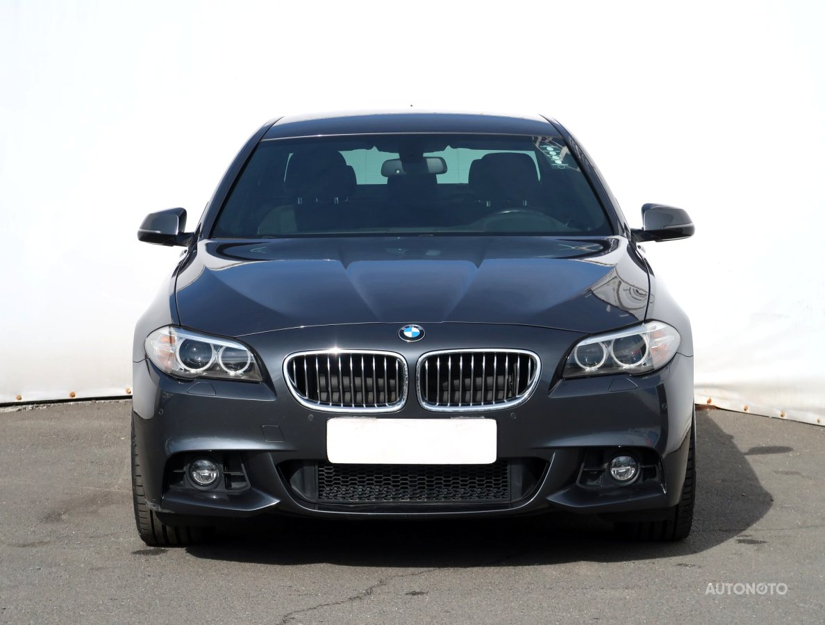 BMW Řada 5, 2015 - pohled č. 2