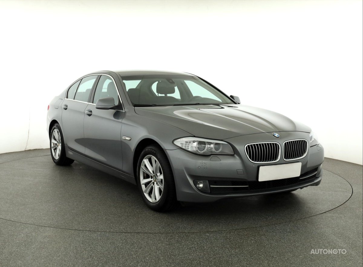 BMW Řada 5, 2012 - pohled č. 1