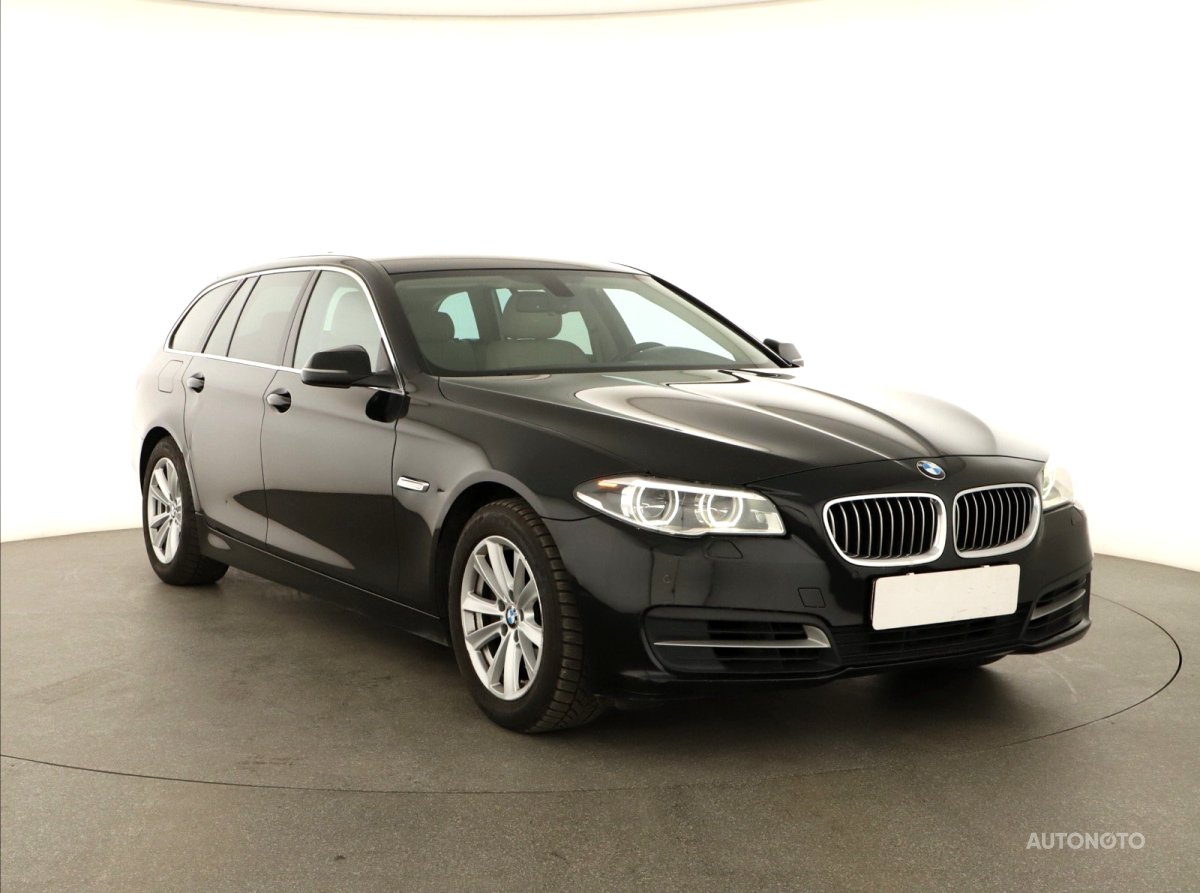 BMW Řada 5, 2016 - celkový pohled