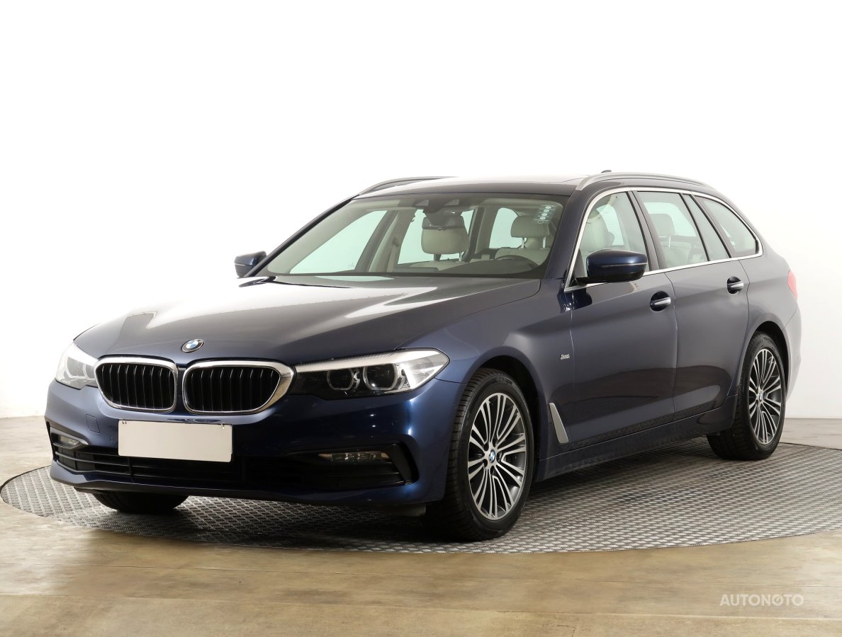 BMW Řada 5, 2018 - pohled č. 3