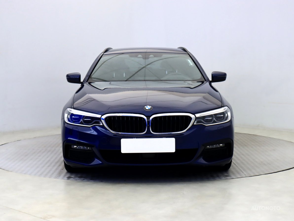 BMW Řada 5, 2018 - pohled č. 2