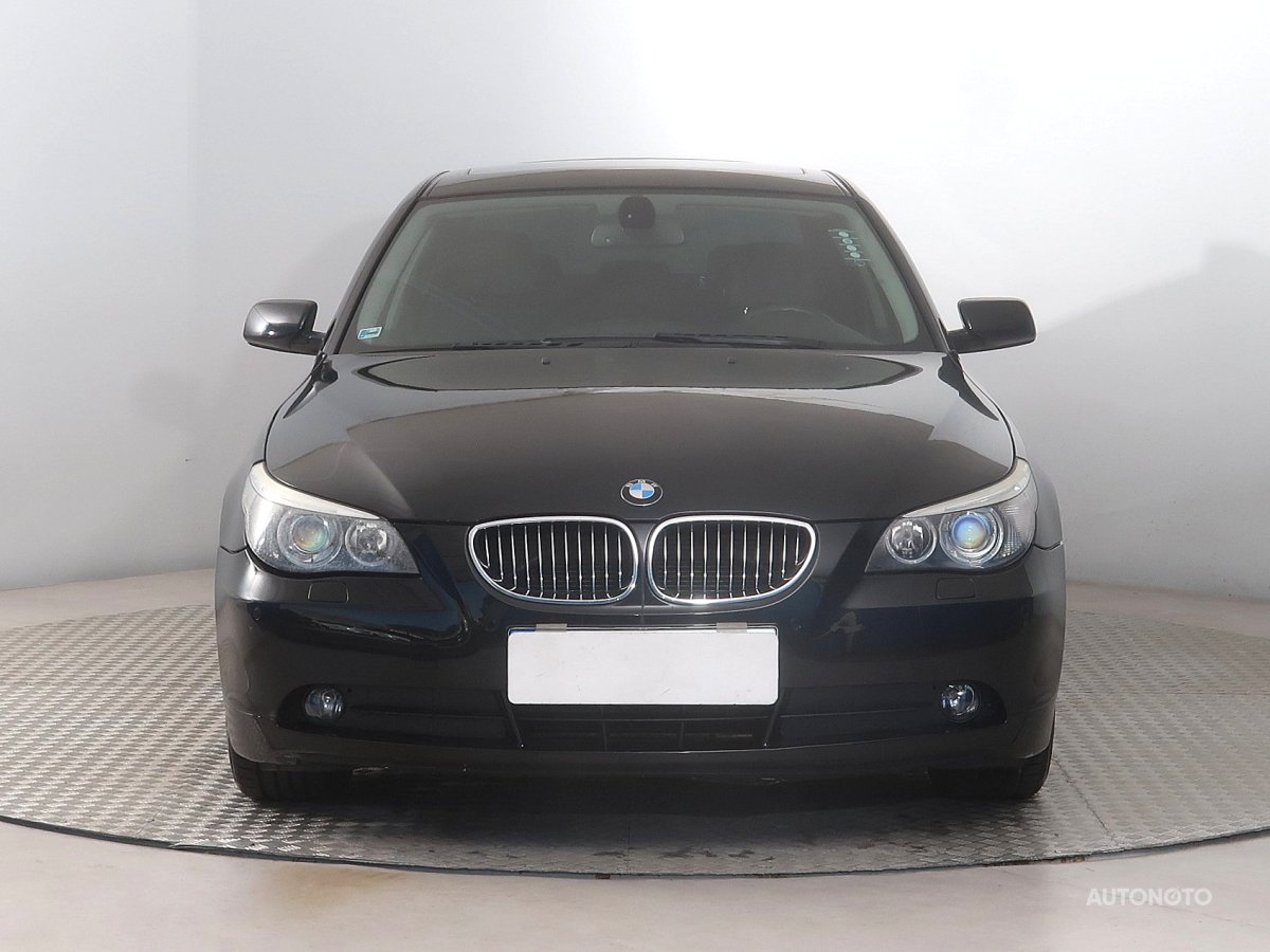 BMW Řada 5, 2007 - pohled č. 2