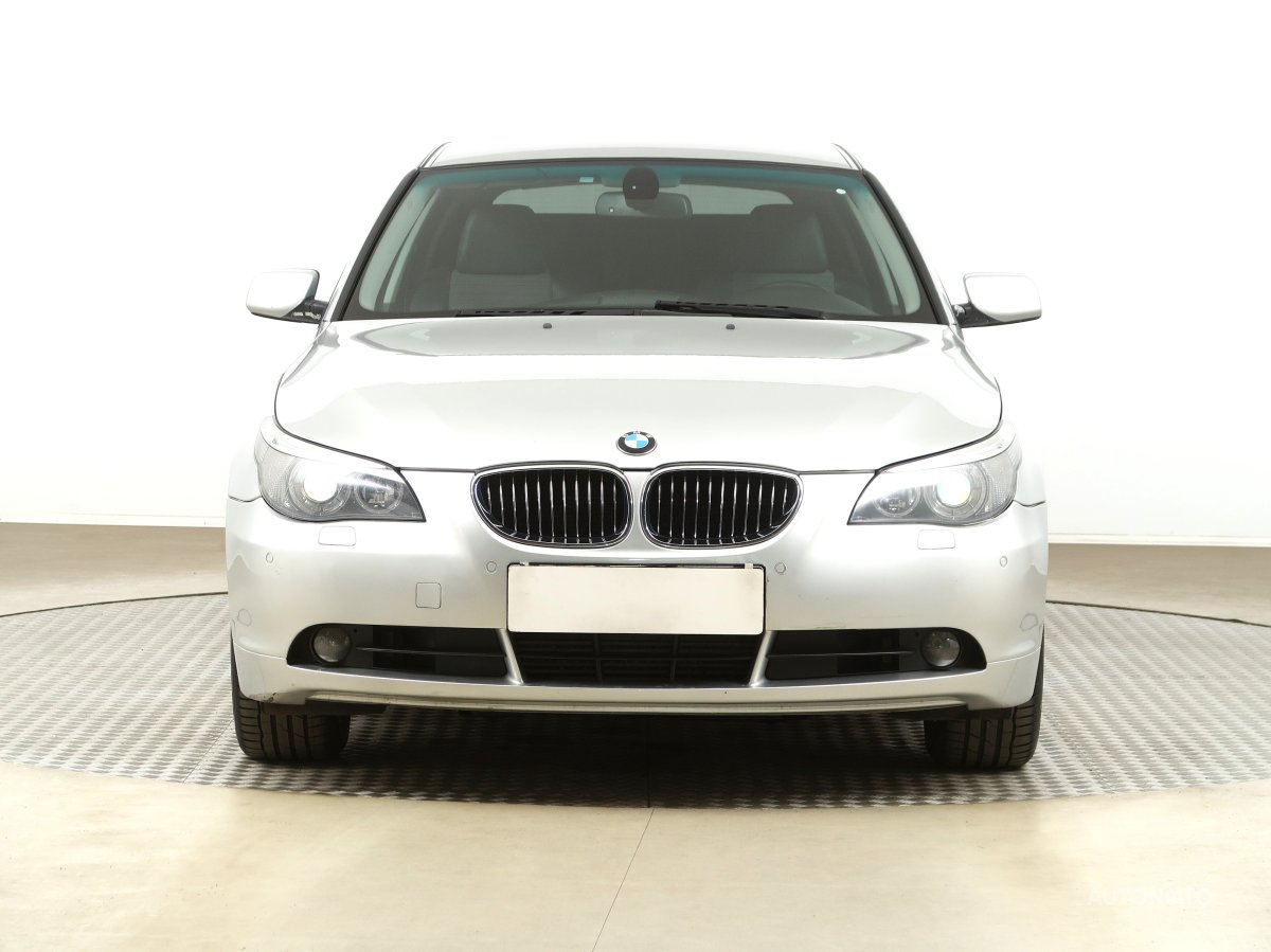 BMW Řada 5, 2006 - pohled č. 2