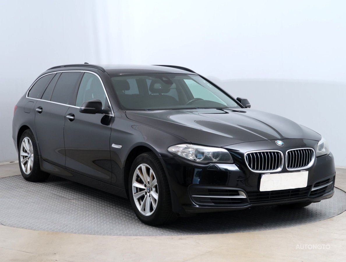 BMW Řada 5, 2014 - celkový pohled