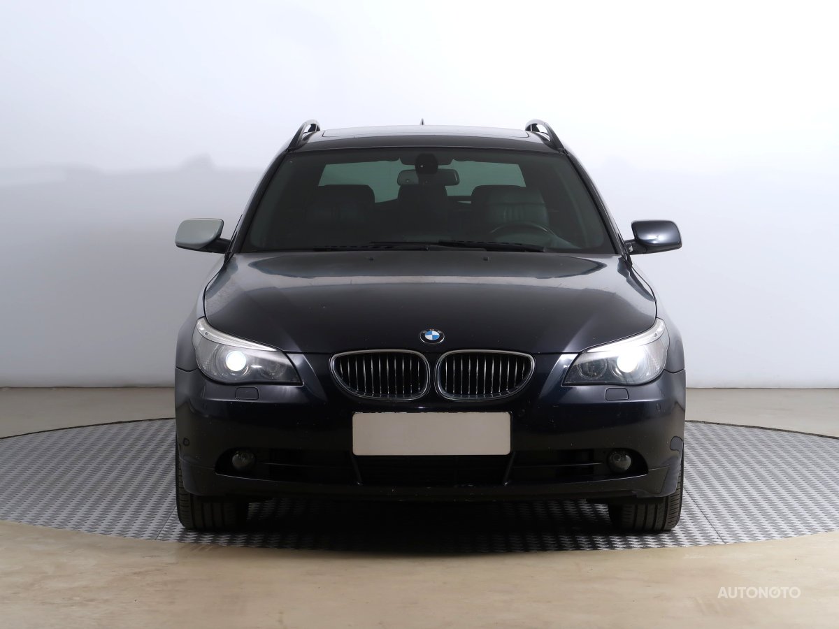 BMW Řada 5, 2008 - pohled č. 2