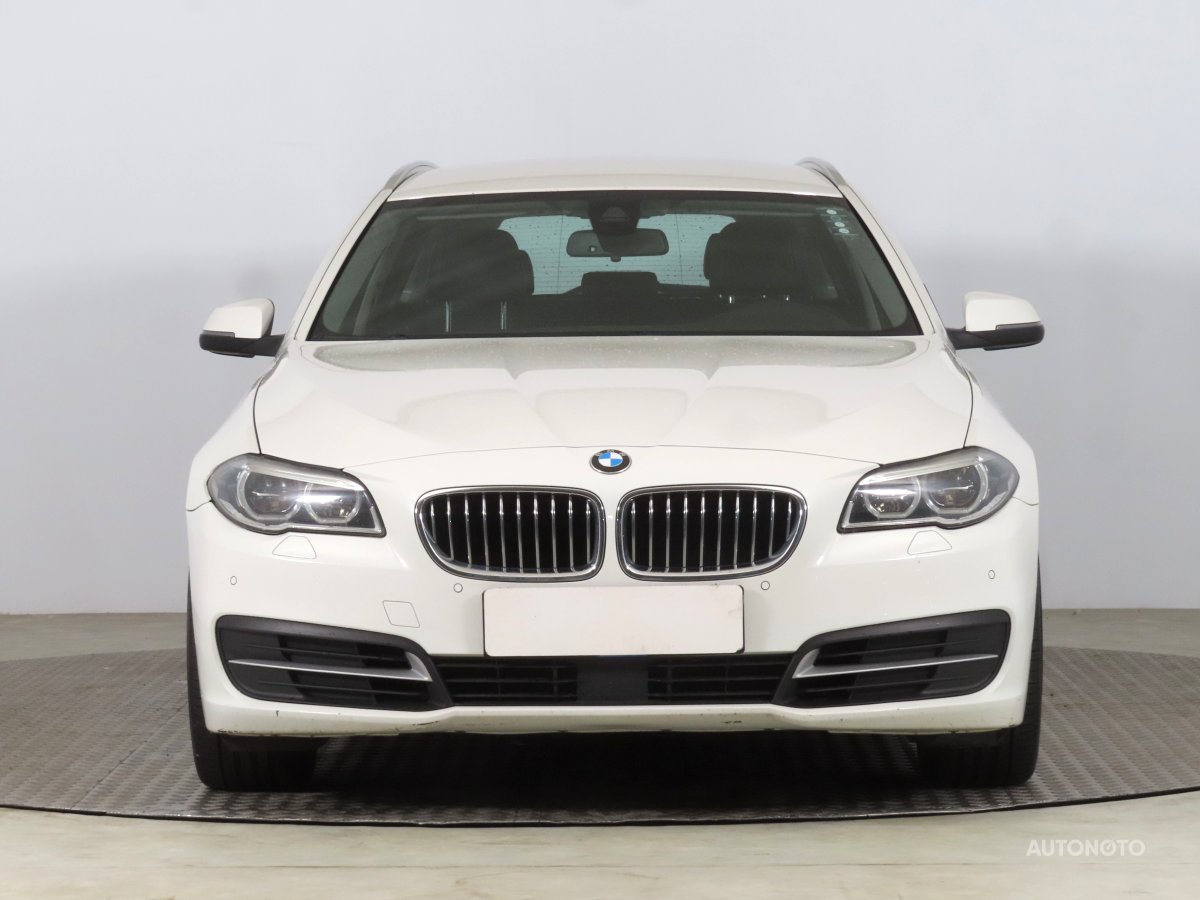 BMW Řada 5, 2016 - pohled č. 2