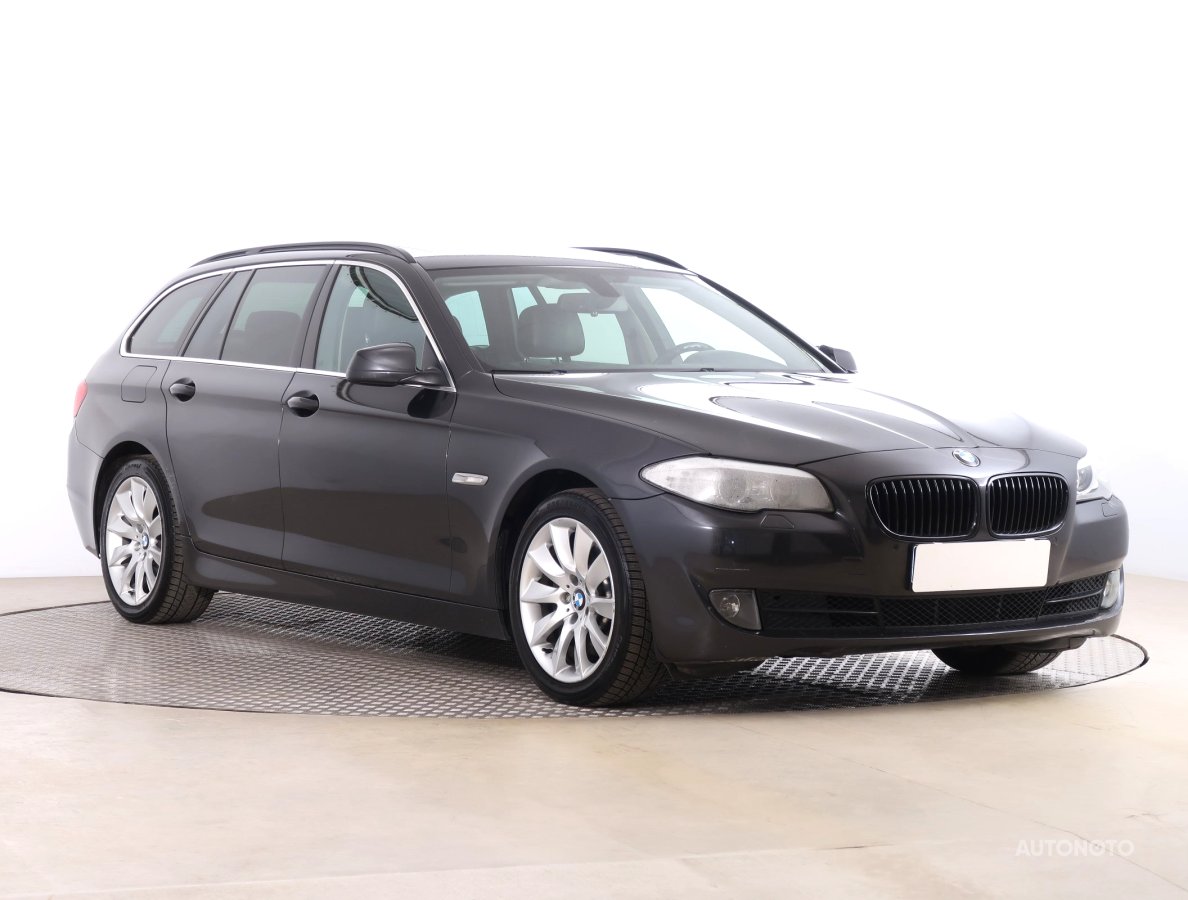 BMW Řada 5, 2013 - celkový pohled