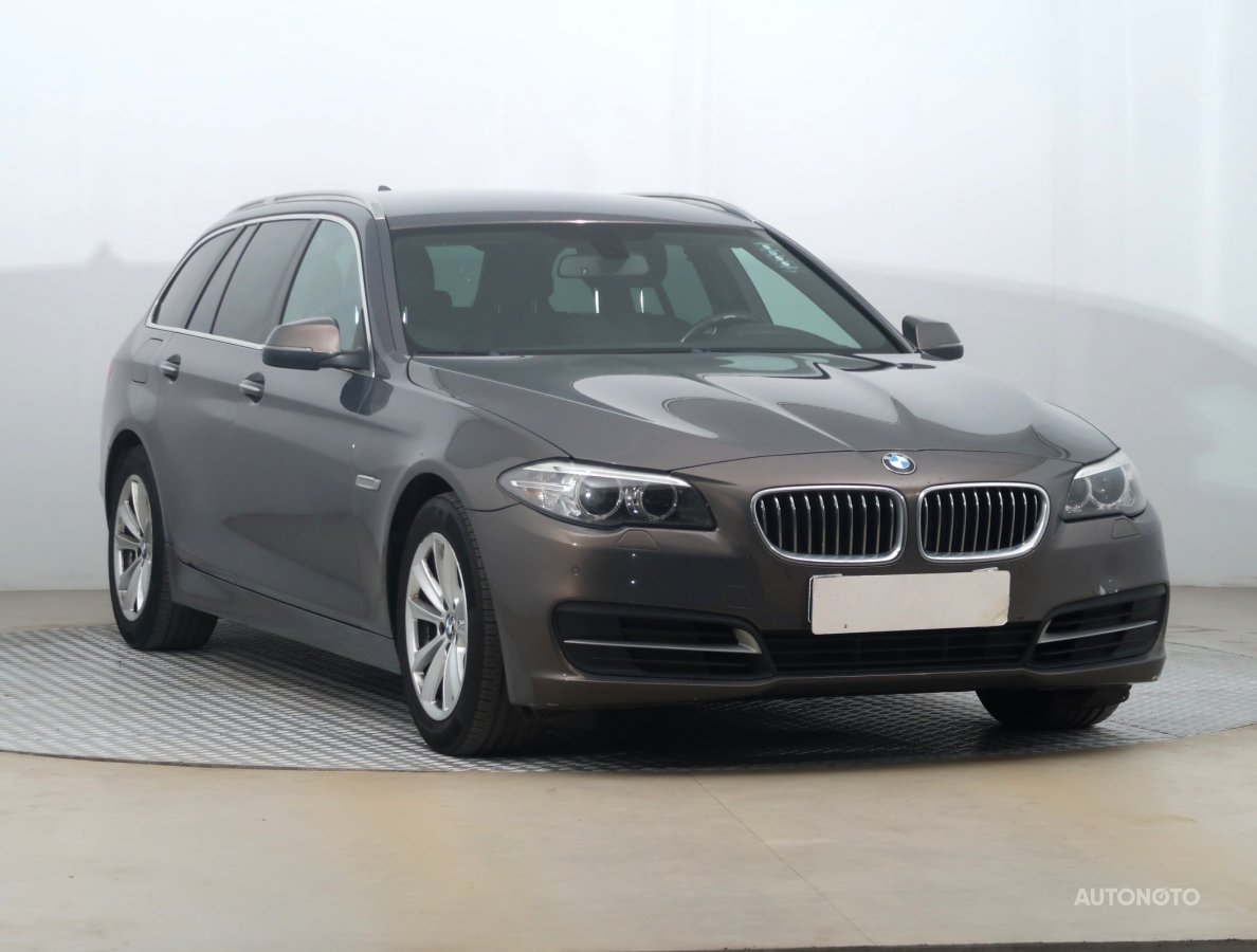 BMW Řada 5, 2014 - celkový pohled