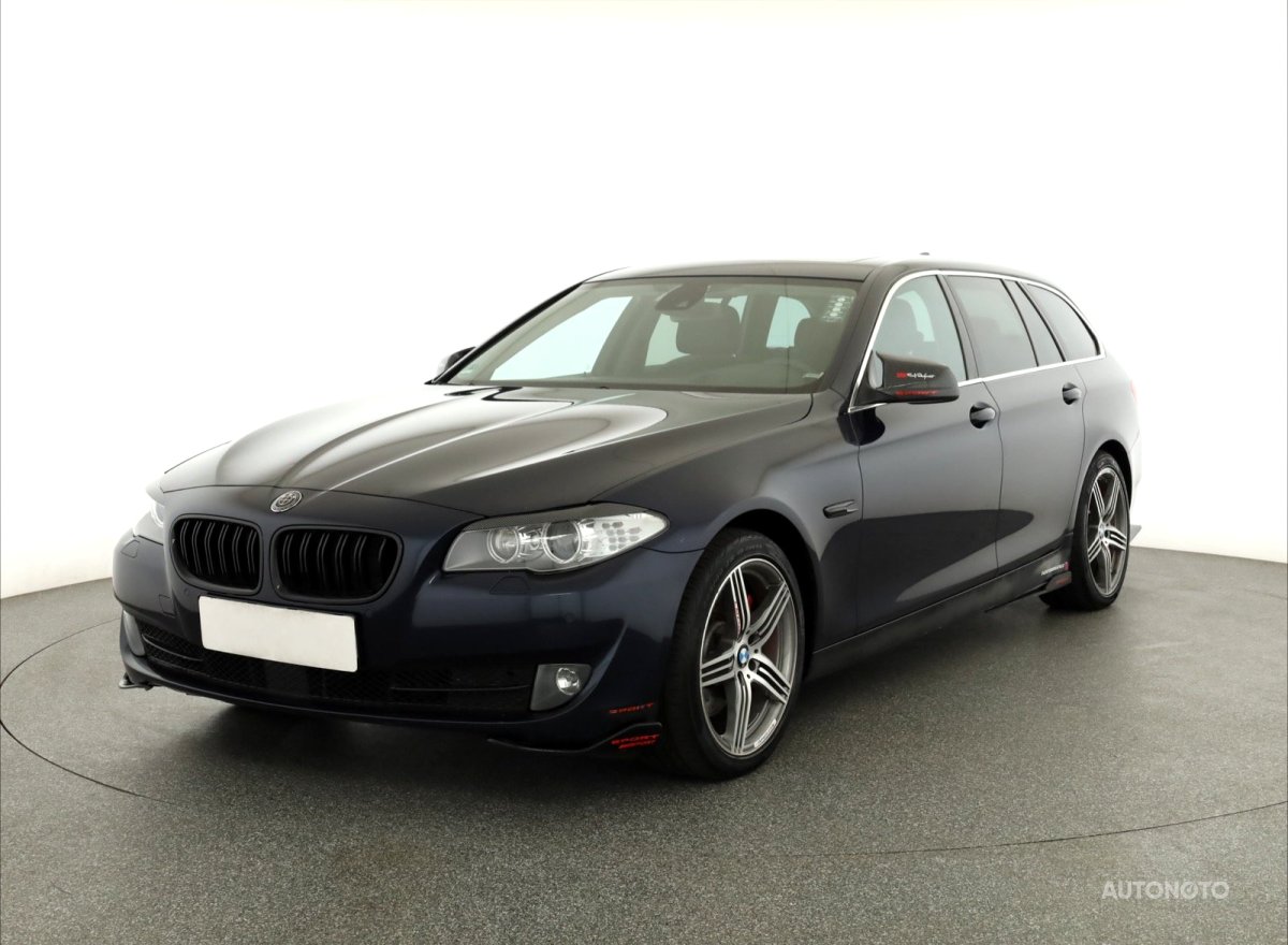 BMW Řada 5, 2011 - pohled č. 3