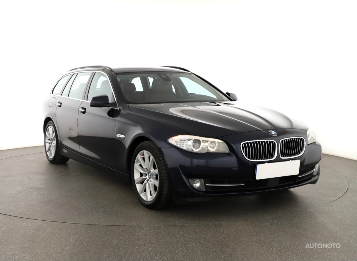 BMW Řada 5, 2012 - celkový pohled