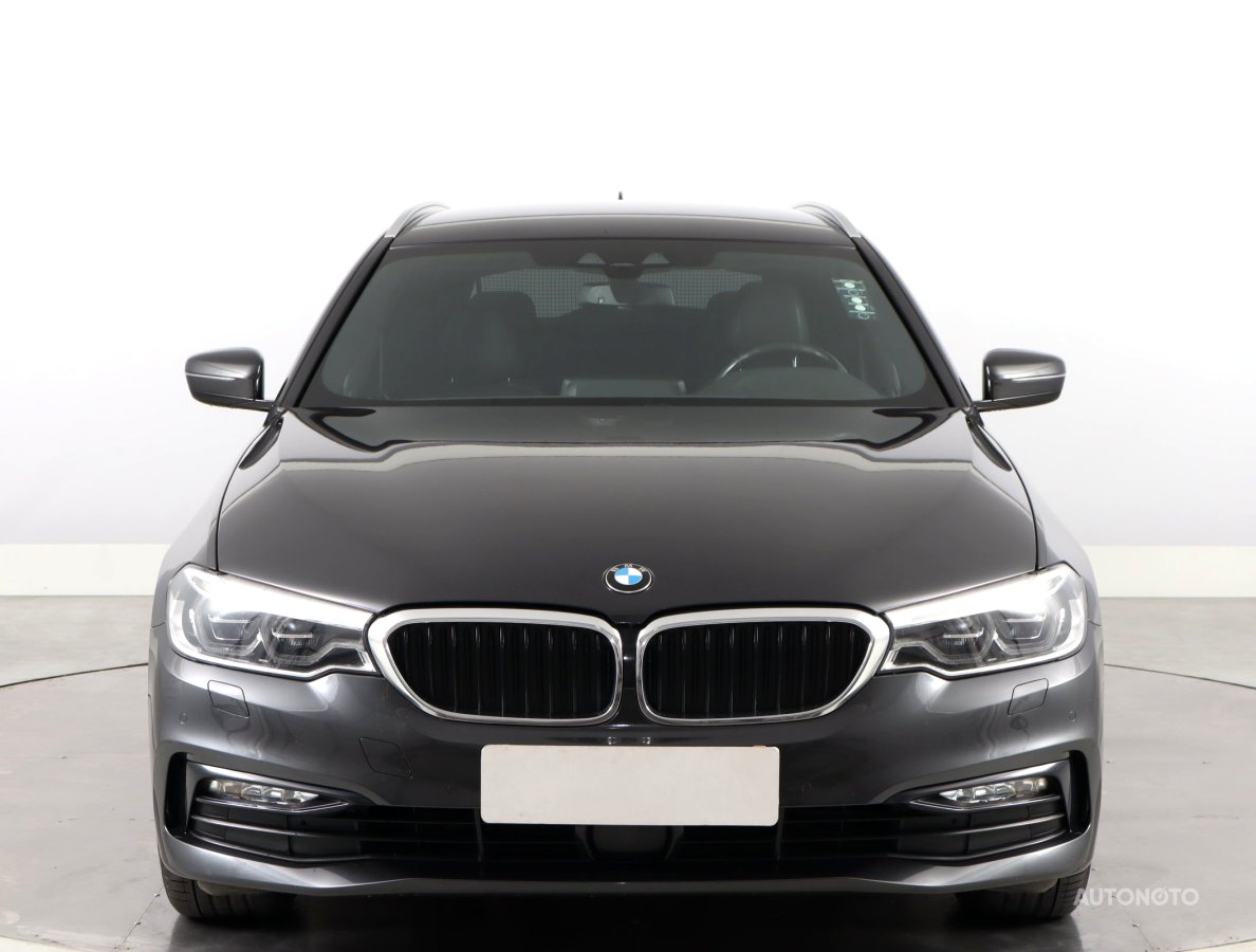 BMW Řada 5, 2018 - pohled č. 2