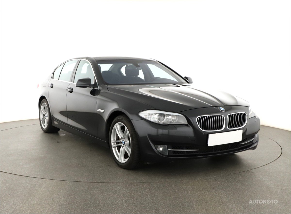 BMW Řada 5, 2011 - celkový pohled