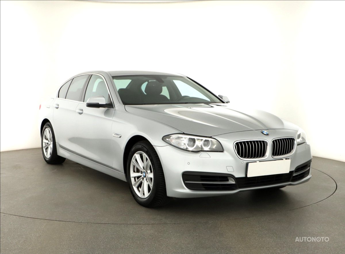 BMW Řada 5, 2015 - celkový pohled