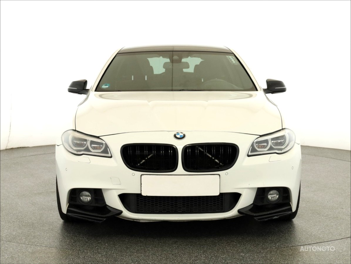 BMW Řada 5, 2013 - pohled č. 2