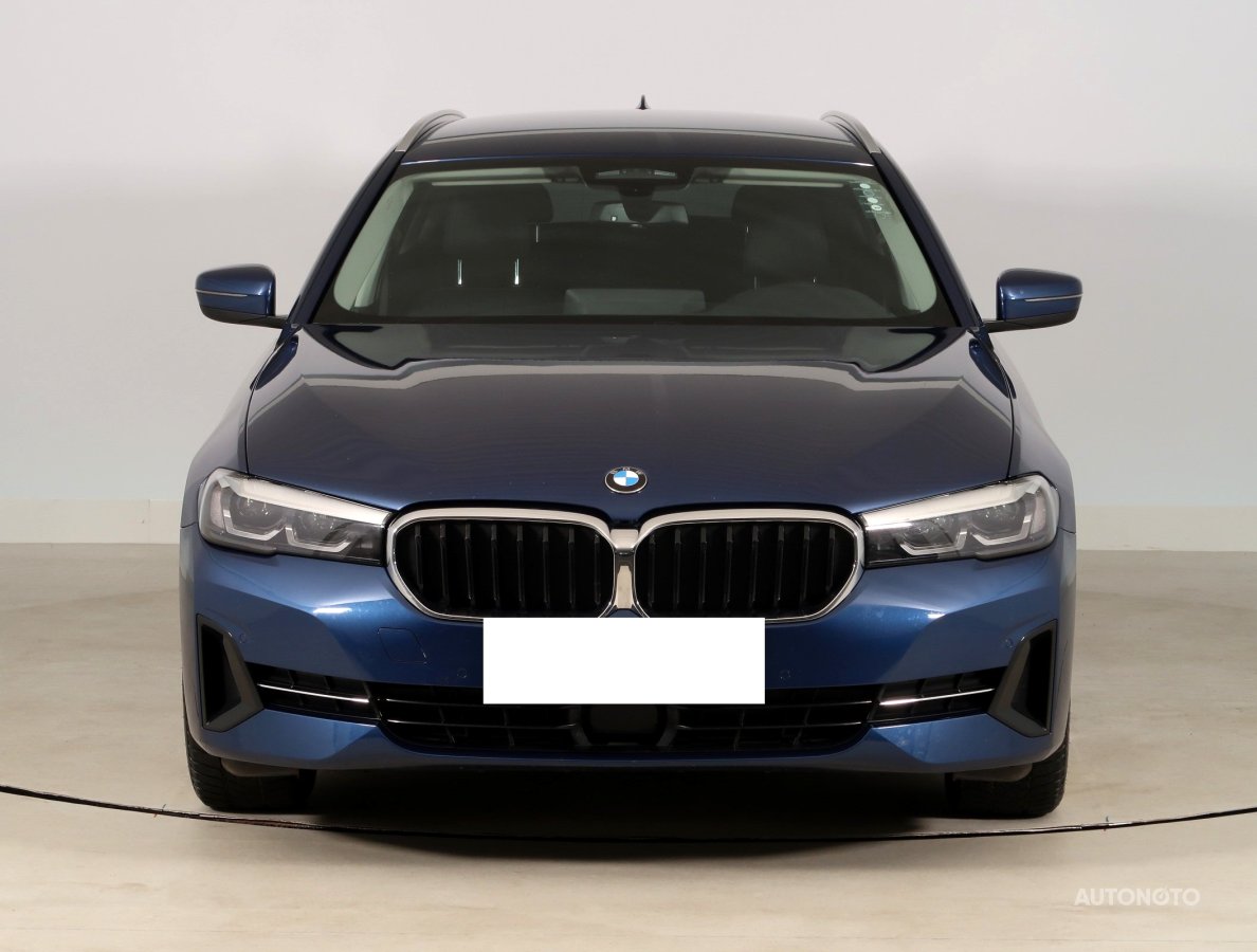 BMW Řada 5, 2023 - pohled č. 2