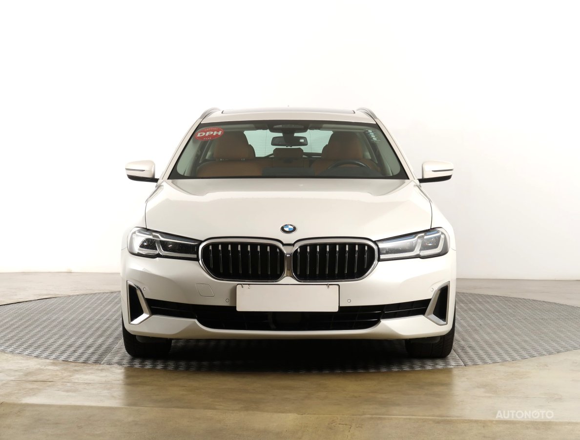 BMW Řada 5, 2021 - pohled č. 2