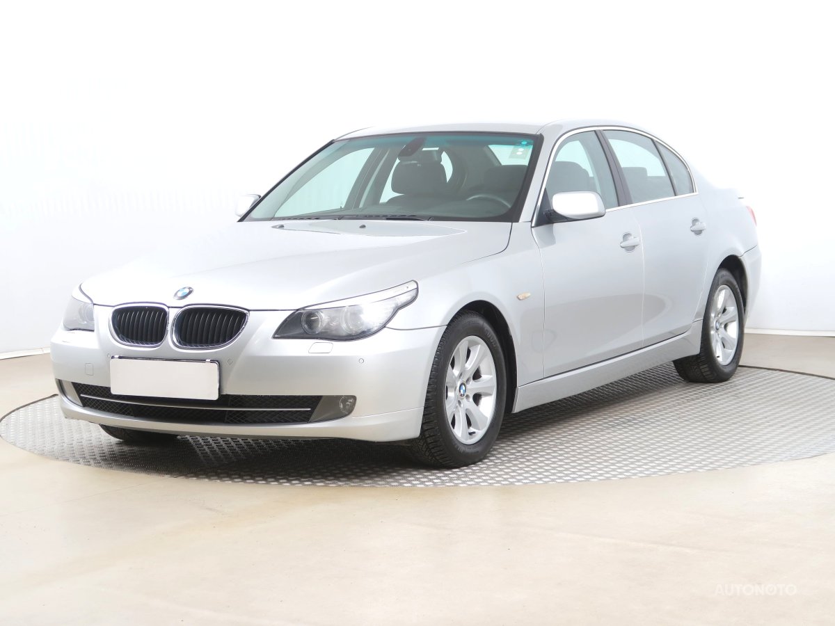 BMW Řada 5, 2008 - pohled č. 3