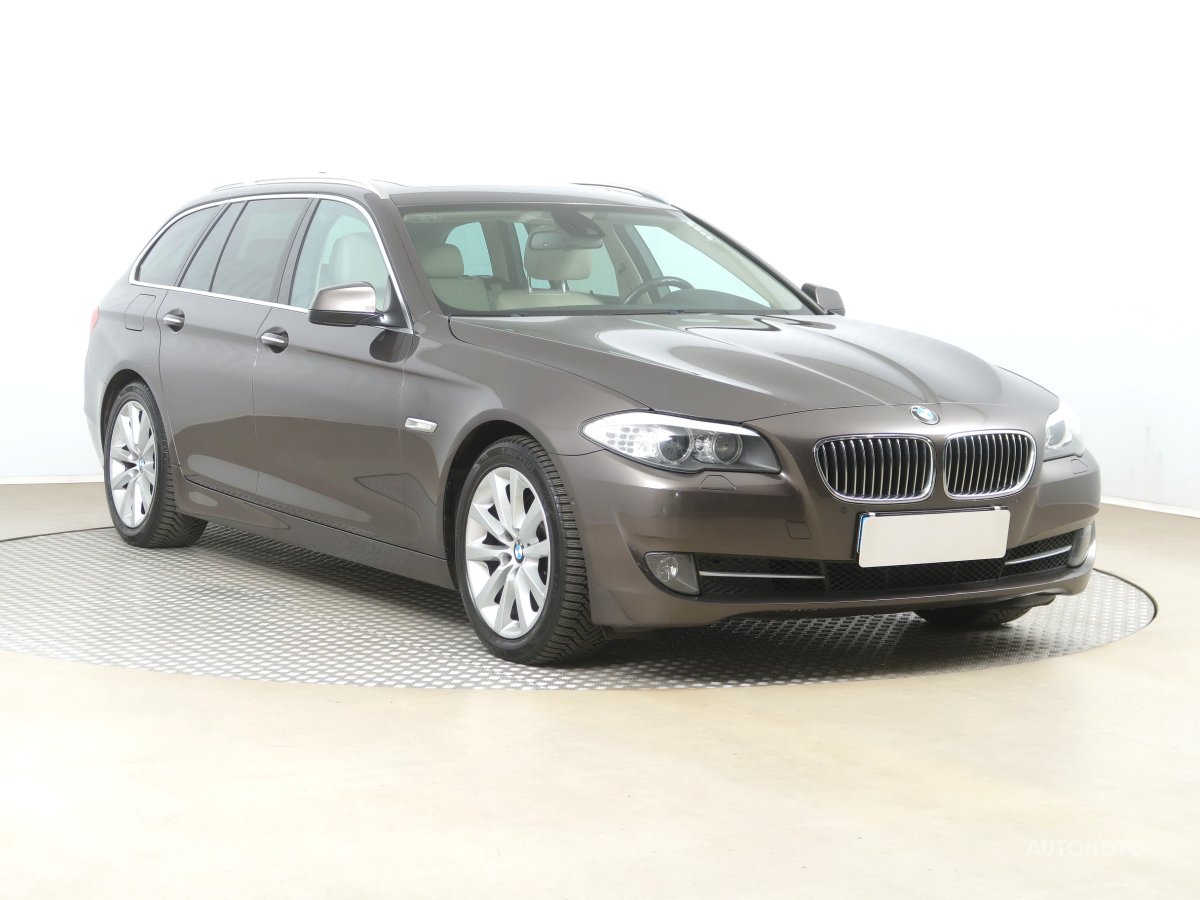 BMW Řada 5, 2010 - celkový pohled