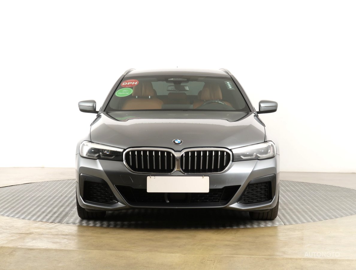 BMW Řada 5, 2021 - pohled č. 2