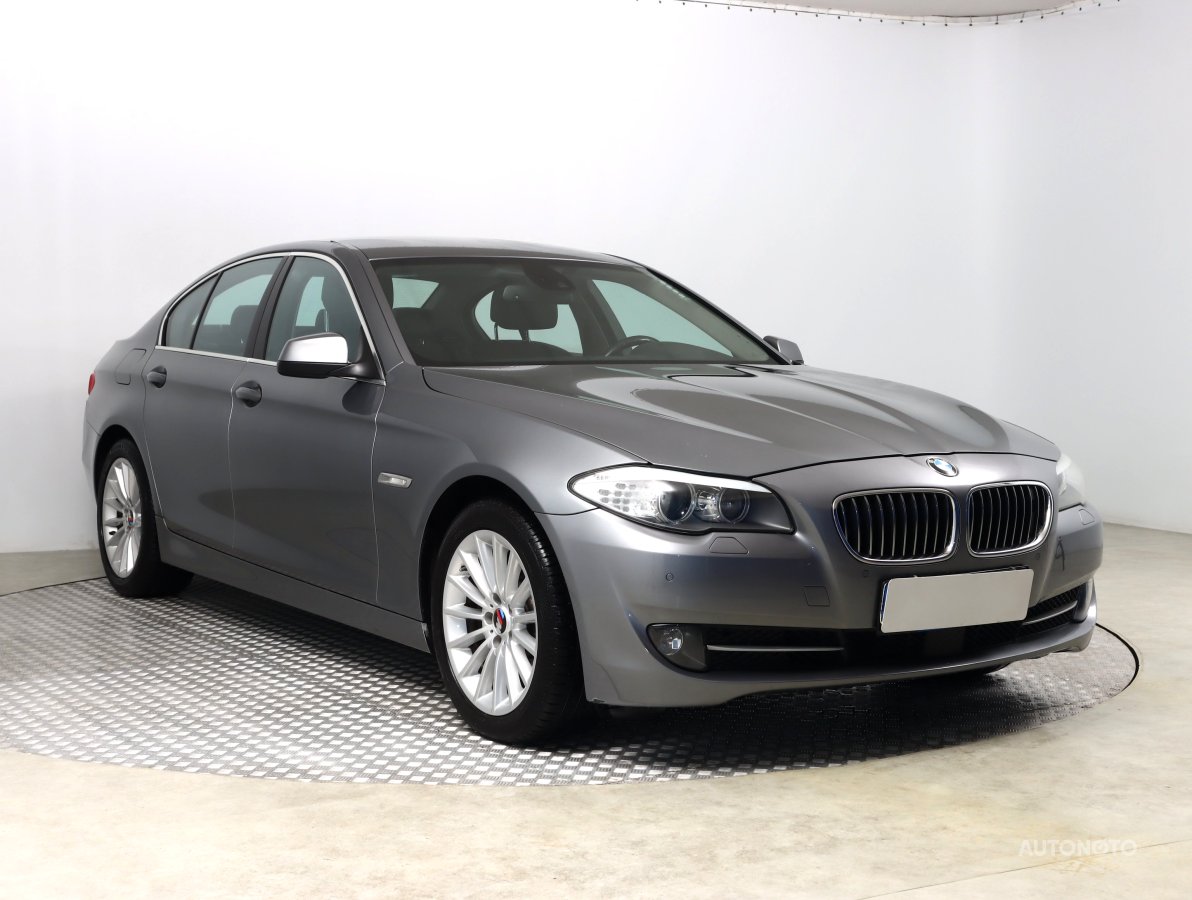 BMW Řada 5, 2011 - celkový pohled