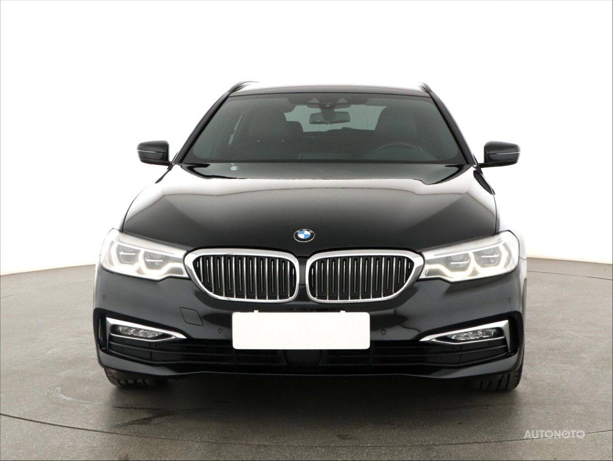 BMW Řada 5, 2018 - pohled č. 2