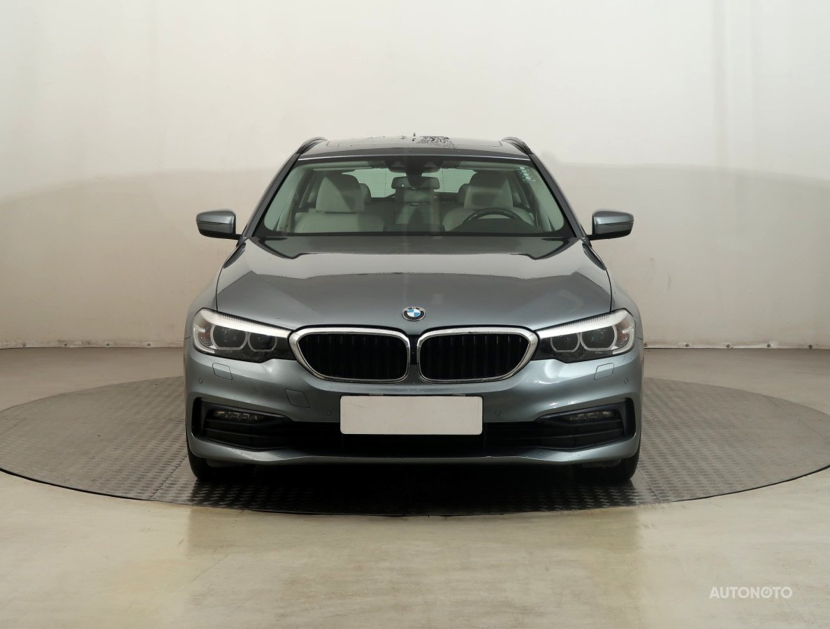 BMW Řada 5, 2019 - pohled č. 2