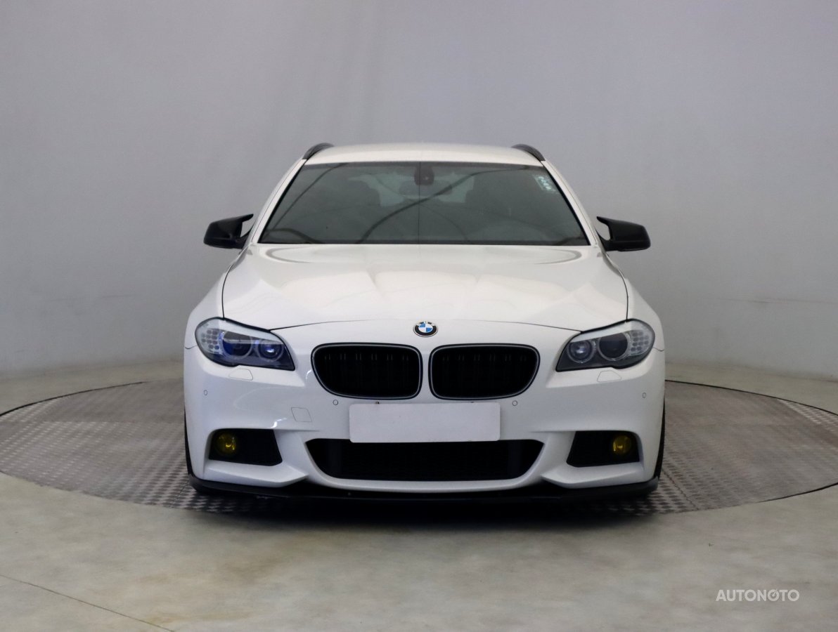 BMW Řada 5, 2012 - pohled č. 2