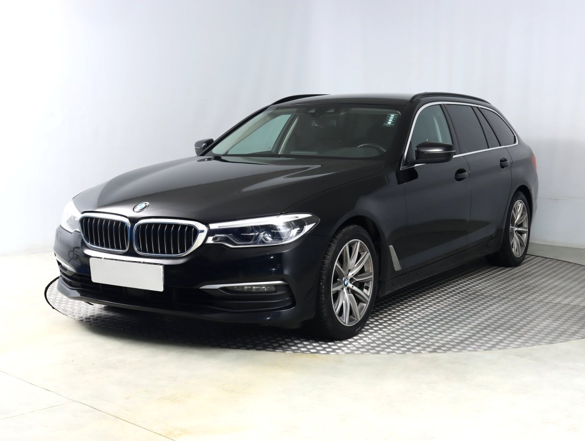 BMW Řada 5, 2019 - pohled č. 3