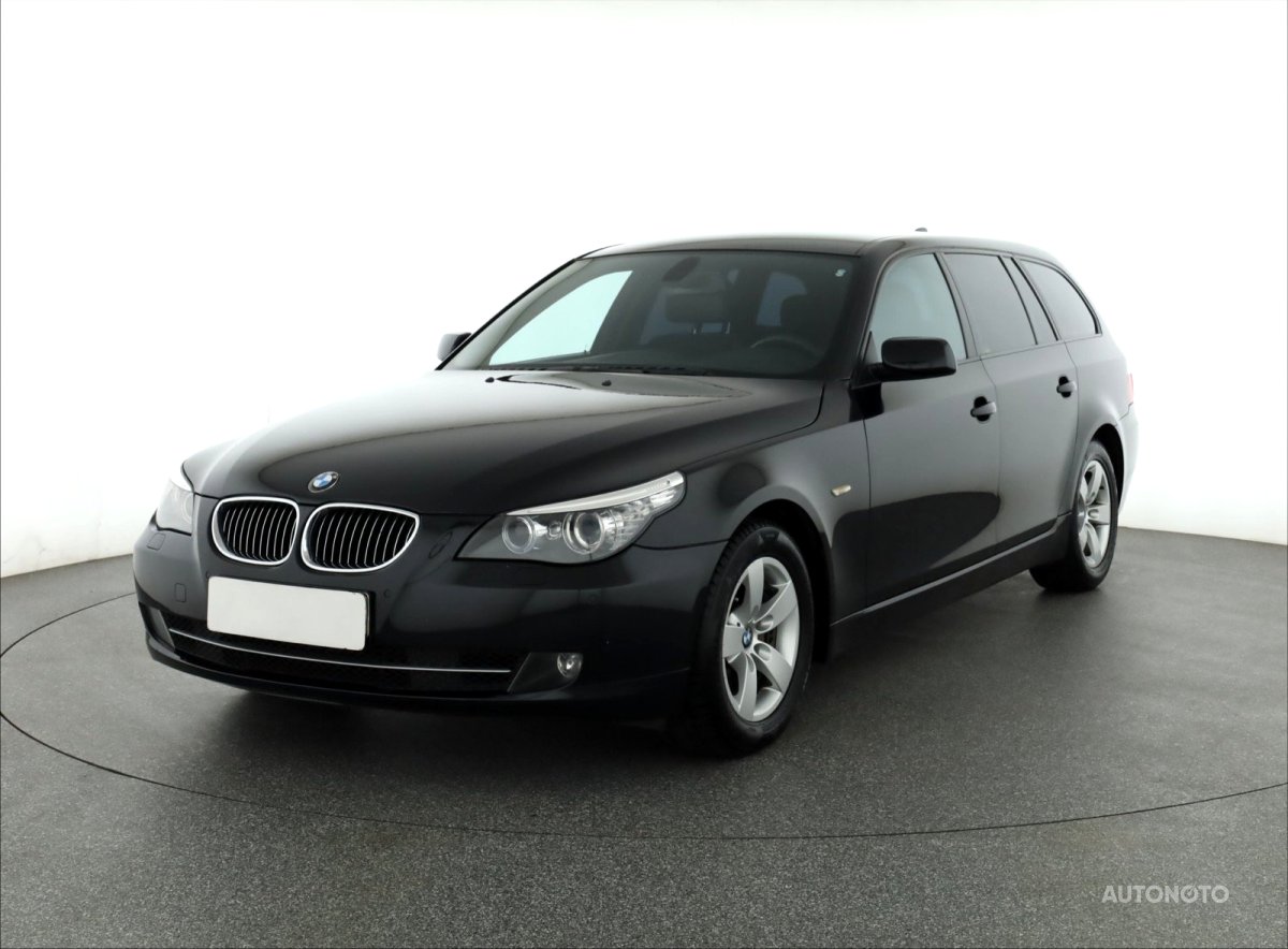 BMW Řada 5, 2009 - pohled č. 3