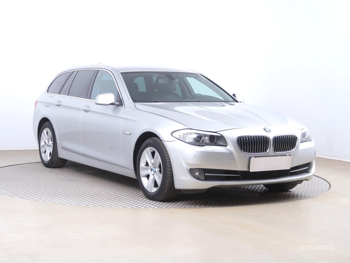 BMW Řada 5, 2013 - celkový pohled