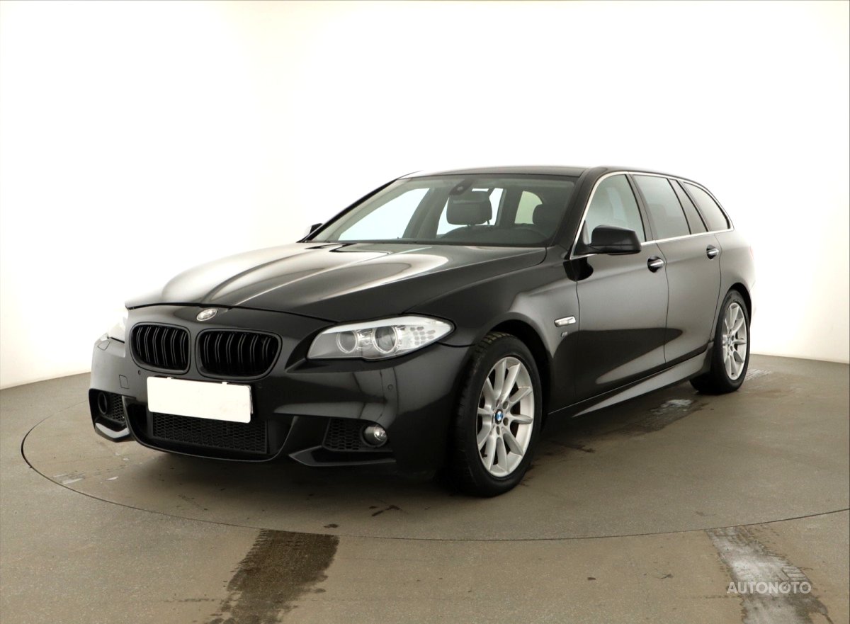 BMW Řada 5, 2011 - pohled č. 3