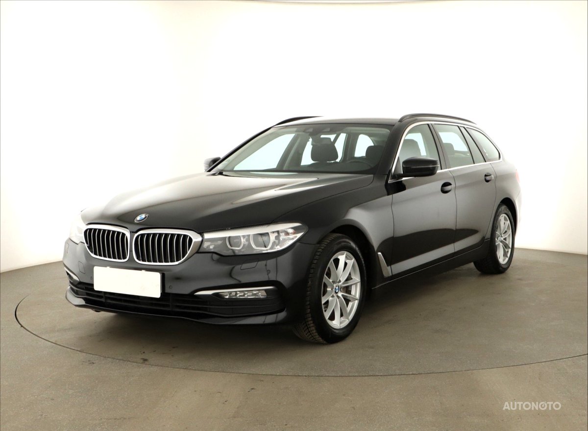 BMW Řada 5, 2017 - pohled č. 3