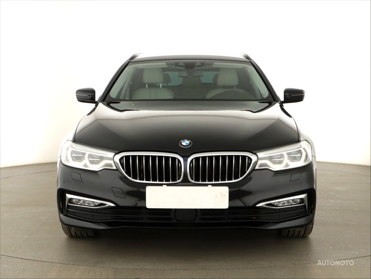 BMW Řada 5, 2018 - pohled č. 2