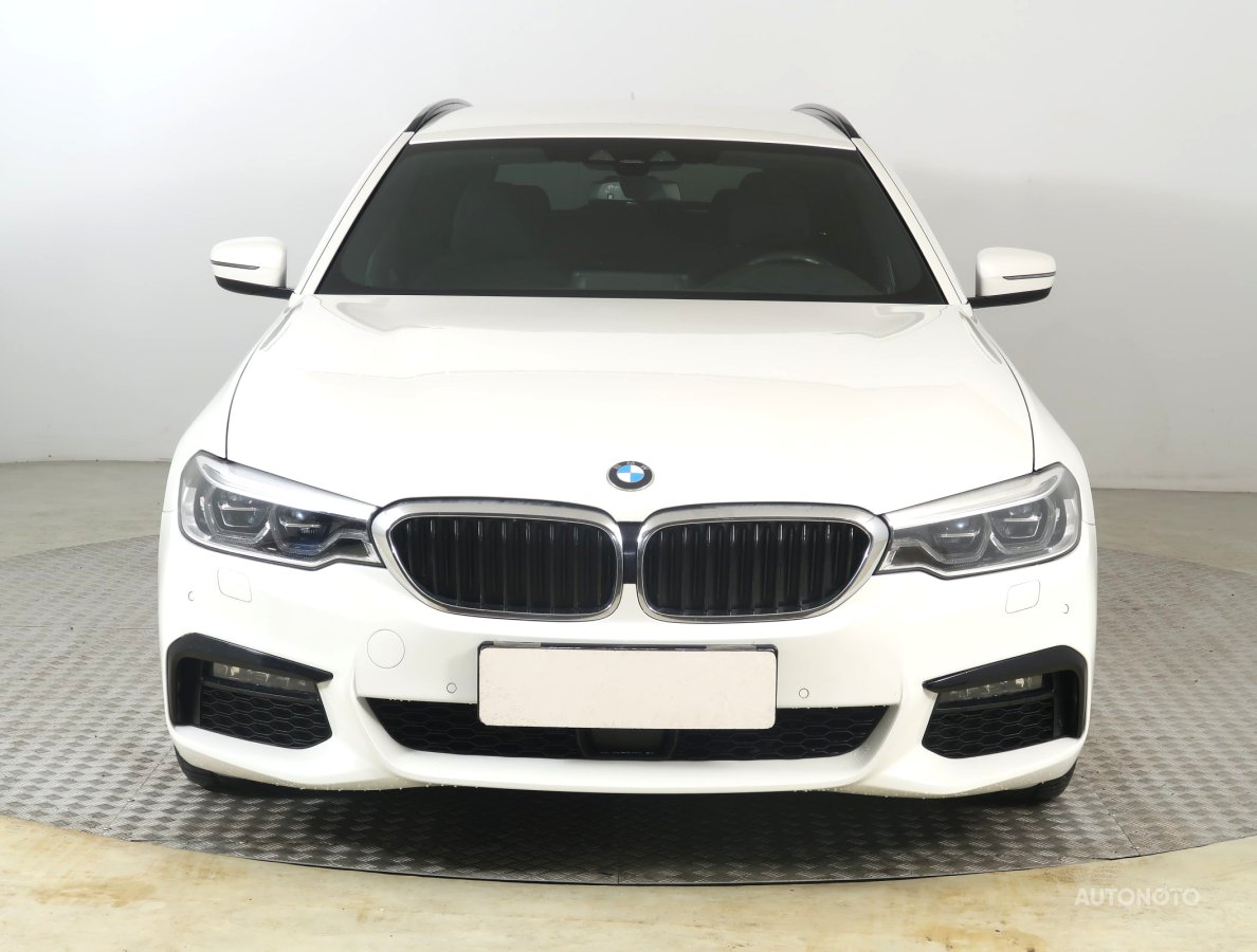 BMW Řada 5, 2019 - pohled č. 2