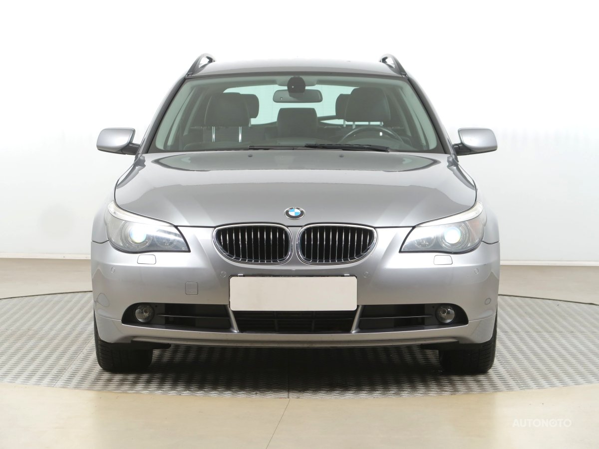 BMW Řada 5, 2006 - pohled č. 2