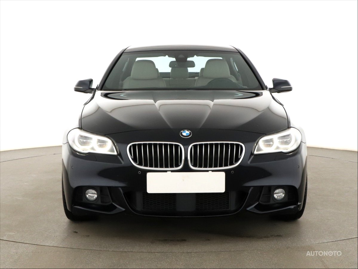 BMW Řada 5, 2015 - pohled č. 2