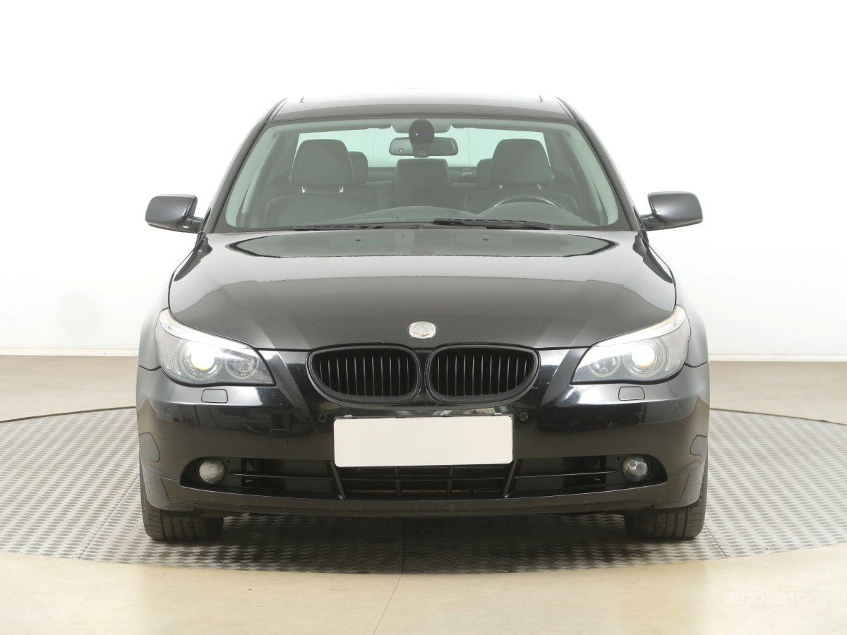 BMW Řada 5, 2006 - pohled č. 2